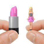 Mattel-Mini-BarbieLand-Muñeca-Fashionista-HYF19