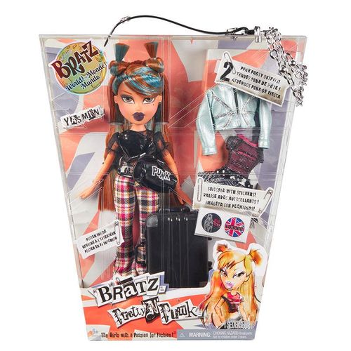 Bratz Fashion Doll Pretty 'N' Punk Doll-Yasmin