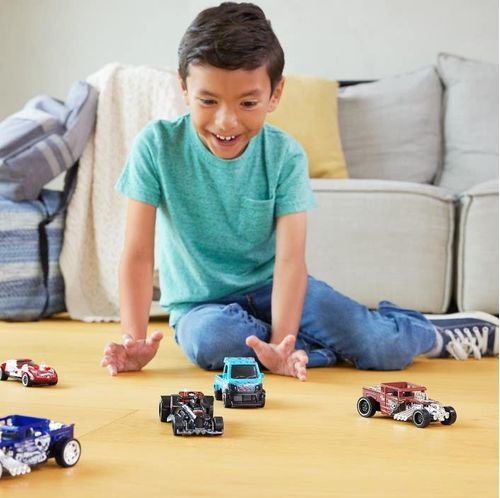 Hot Wheels Pull-Back Speeders Modelos: 1 Mad Manga & Lancer Evolution IX. Cuentan con Sistema de Fricción