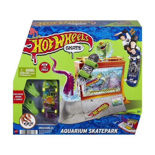 Hot Wheels Skate Park Aquarium Incluye Patineta y Sneakers