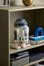 LEGO-Star-Wars-R2-D2-75308