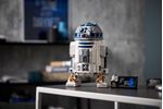 LEGO-Star-Wars-R2-D2-75308