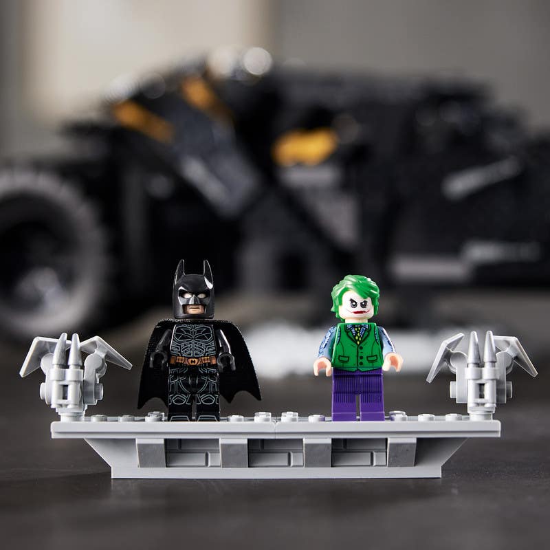 LEGO-DC-Batman-Batimovil-Blindado-76240