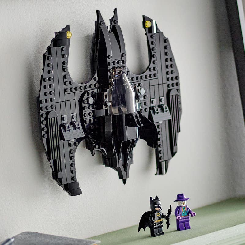 LEGO-Batman-vs.-The-Joker-Batwing-76265