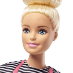Mattel-Barbie-Careers-Cafeteria-GMW03