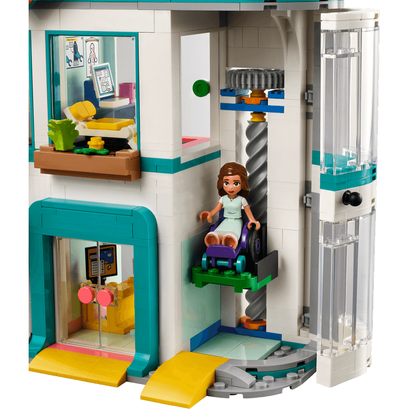 LEGO-Friends-Hospital-de-Heartlake-City-42621