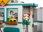 LEGO-Friends-Hospital-de-Heartlake-City-42621