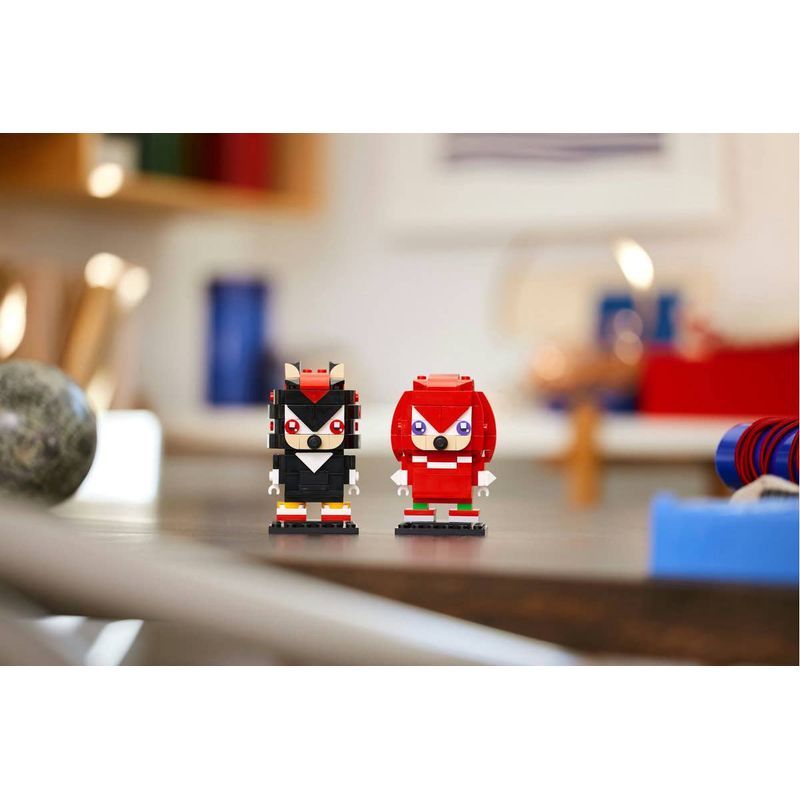 LEGO-Sonic-the-Hedgehog--Knuckles-y-Shadow-BrickHeadz-40672