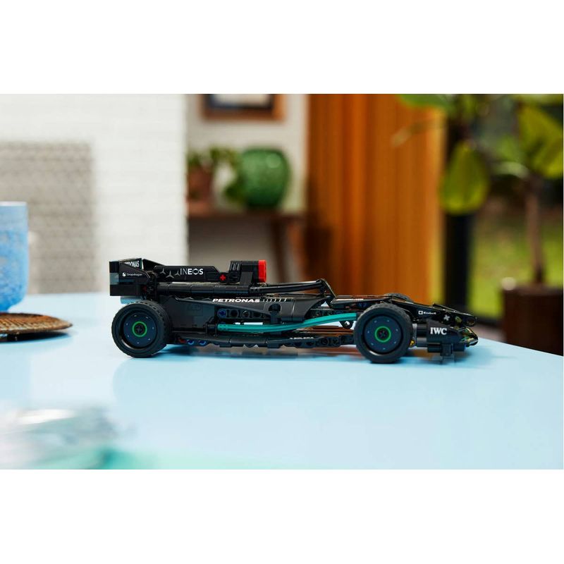 LEGO-Mercedes-AMG-F1-W14-E-Performance-Pull-Back-Technic-42165