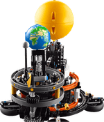 LEGO-Space-Planeta-Tierra-y-Luna-en-Orbita-42179