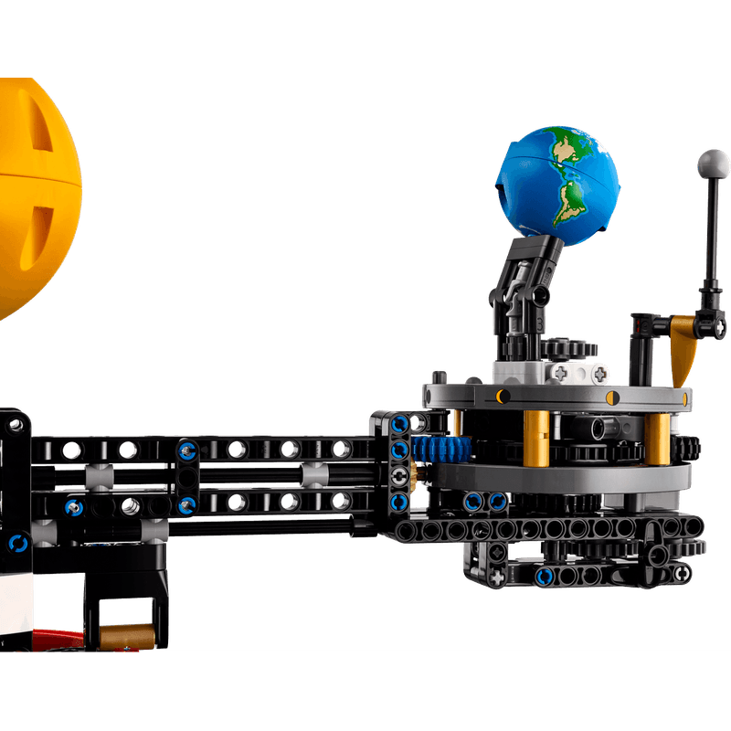 LEGO-Space-Planeta-Tierra-y-Luna-en-Orbita-42179