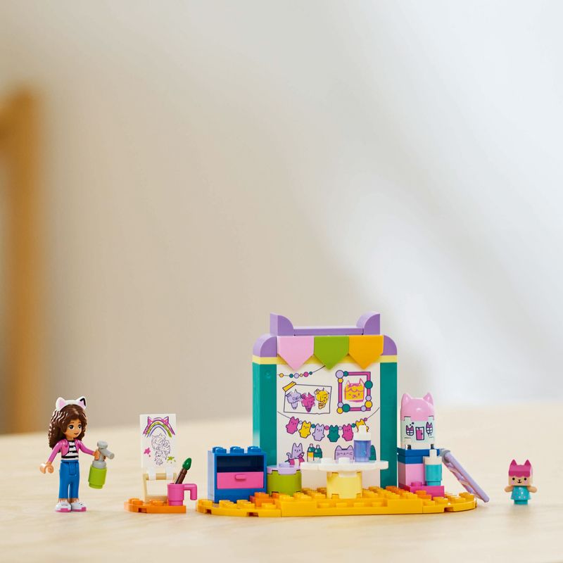LEGO-Gabby-s-Dollhouse-Creaciones-con-Bebe-Box-10795