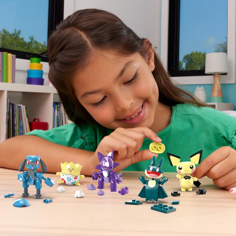 Mattel-Mega-Juguete-Pack-De-8-Para-Entrenadores-HKT24
