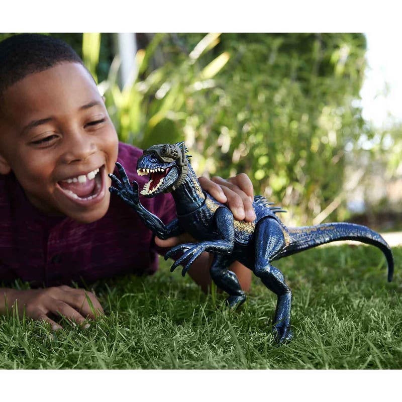 Mattel-Jurassic-World-Rastrea-y-Ataque-Indoraptor-HKY11