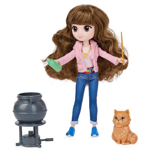 Harry Potter Fashion Doll de Hermione con 2 Outfit y 3 accesorios