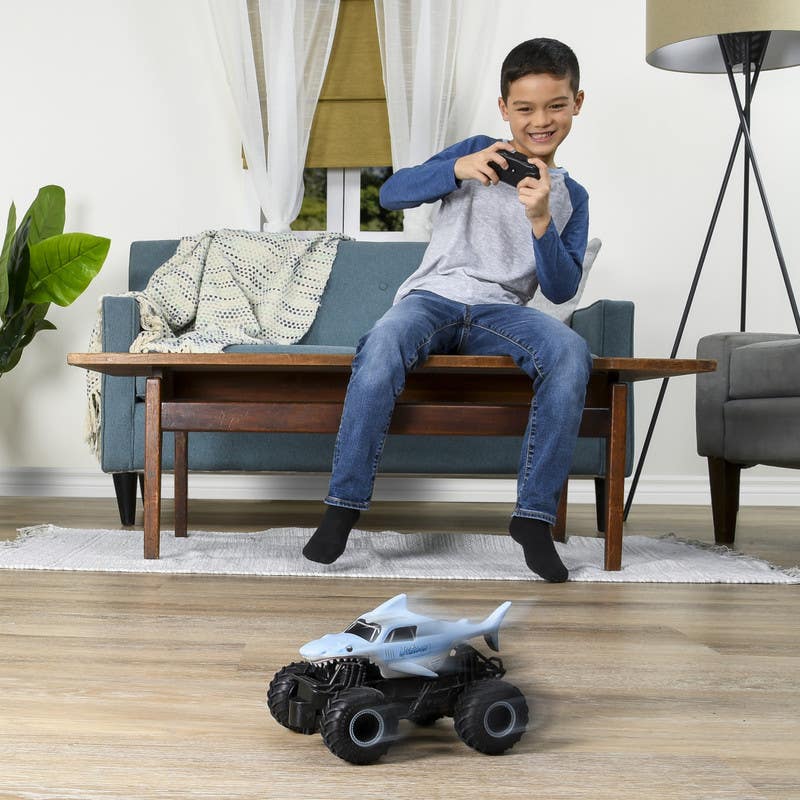 Spin-Master-Monster-Jam-1-24-RC-Megalodon-6044952