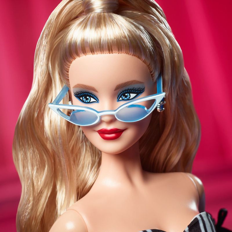 Mattel-Muñeca-Barbie-Signature-65°-Aniversario-HRM58