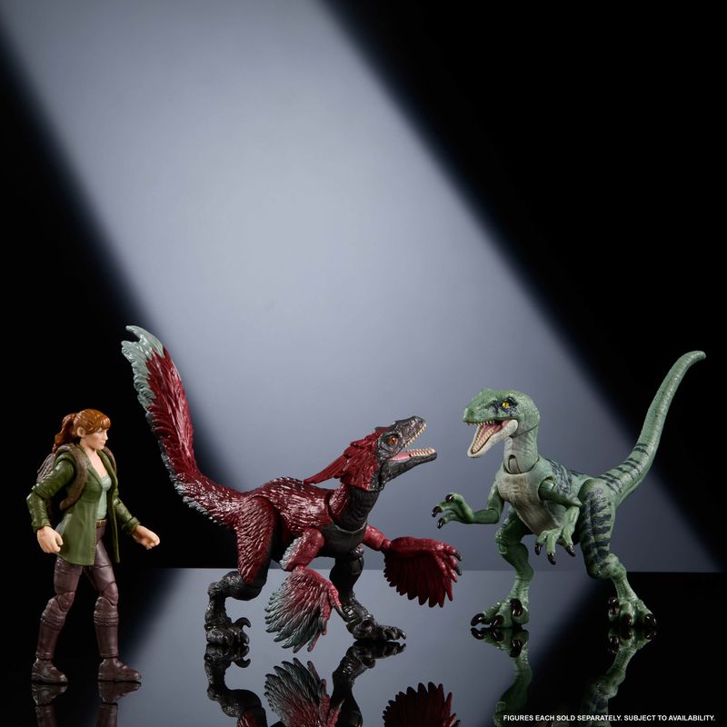 Mattel-Jurassic-World-Hammond-Pyroraptor-HTV64
