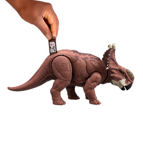 Jurassic World Dinosaurio Colección Pachyrhinosaurus Rugido Feroz HTK72