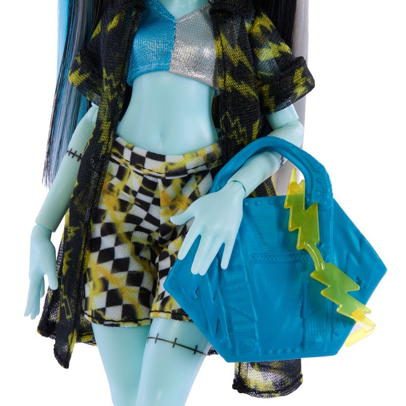 Mattel-Monster-High-Isla-del-Terror-Frankie-HRP68
