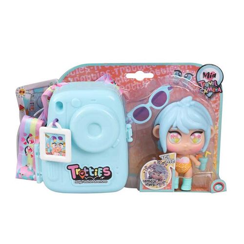 Muñeca Mini Trotties Cámara de Viaje Mia