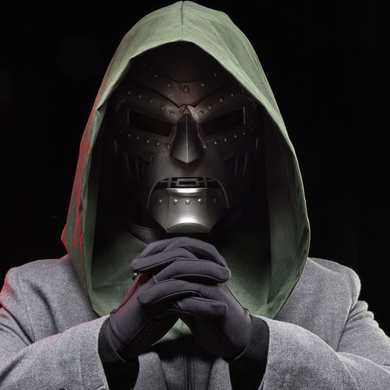 PREVENTA-Hasbro-Marvel-Legends-Mascara-Doctor-Doom-G0586